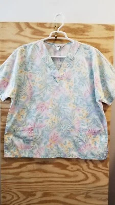 Cherokee Women's Scrub Top Size XL Two Pocket Front Short SLeeve - Image 1 of 4