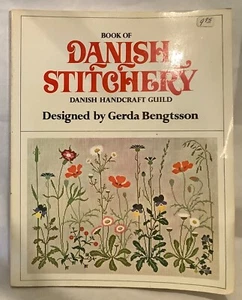 Book of Danish Stitchery Taschenbuch entworfen von Gerda Bengtsson Kreuzstich PB - Bild 1 von 3