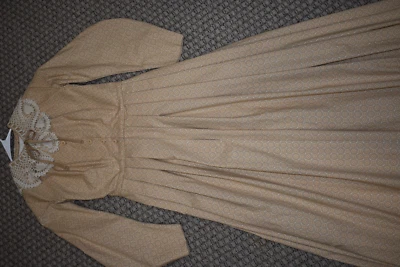Civil War Victorian Cotton Day Dress Handmade Tan/Gold wLace Collar - S/M - Image 1 of 4
