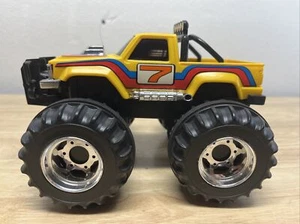 Radio Shack Wild Runner 60-4031 RC Truck No Remote Shelf Queen VG Condition - Picture 1 of 11