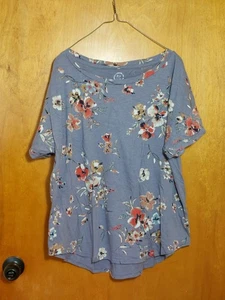Women's Maurices 24/7 Short Sleeve Cuffed Blue Grey Floral Top Size XL - Picture 1 of 7