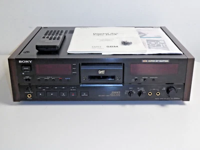 Sony DTC-2000ES High-End DAT-Recorder mit Holzseitenteilen, FB&BDA, 2J. Garantie - Bild 1 von 4
