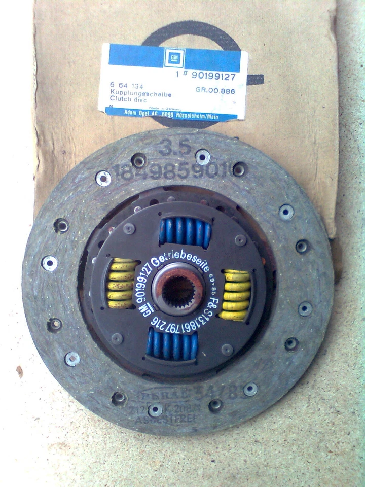 Opel Ascona C Kadett E 1,8 Kupplungsscheibe GM 90199127 - Bild 1 von 1