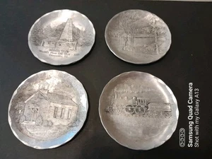 WENDELL AUGUST SCHMIEDE UNTERSETZER, PA. SZENEN, 4er SET ALUMINIUM GEHÄMMERT - Bild 1 von 19