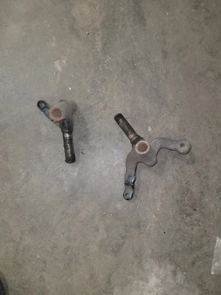 Carro de golf E z Go TXT 2001+ USADO DESPEGUE sin herrajes  Foto 1 de 1