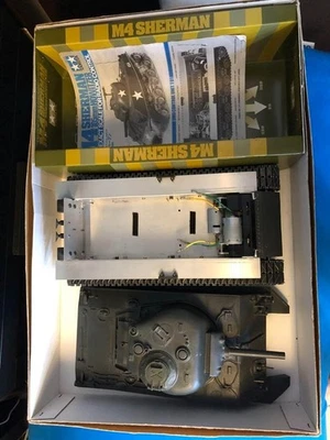 TAMIYA 1/16 RC Tank M4 SHERMAN 105mm HOWIZER ITEM56005 Made in Japan - Image 1 of 4