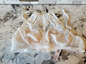 Victoria's Secret Very Sexy High Neck Crochet Lace & Mesh Bralette Small NWT - Picture 1 of 5