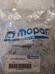 NEW Mopar Steering Column Shroud Black Upper-5HW30DX9AA - Bild 1 von 2