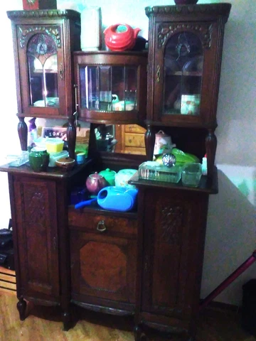 Vintage Wood Two Tier Cabinet excellent condition Cover