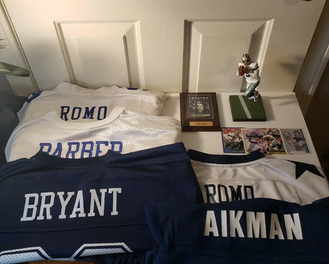 Cowboys Jersey And Memorabilia Lot, Including Tony Romo Jerseys, Card,And Figure Cover