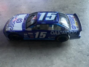 1999 Racing Champions 1:64 Ken Schrader #15 Oakwood Homes Die Cast Nascar - Picture 1 of 4