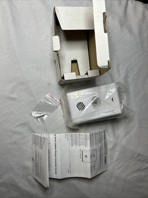 SMC Networks SMCSR01-Z  Wireless Siren Repeater - Image 1 of 4
