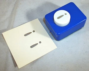 1/2" EXCLAMATION MARK Small Craft Paper Press Punch - Picture 1 of 2