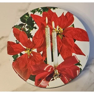 Vintage 1963 runde Metall WEIHNACHTEN Keks Süßigkeiten Dose Kerzen und Weihnachtsstern 6" - Bild 1 von 5