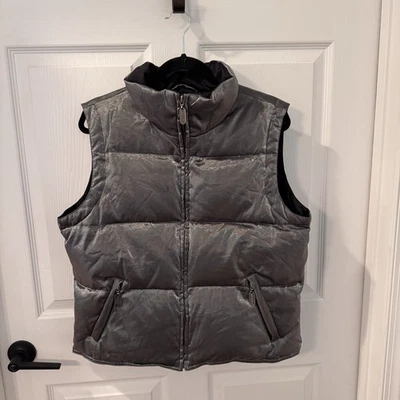 Jones New York Puffer Vest Silver Metallic Sz M Rayon Polyester Zip Side Pockets - Image 1 of 4