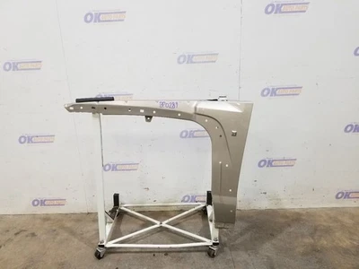 09 2009 HUMMER H3 FENDER LEFT DRIVER GRAY Foto 1 de 4