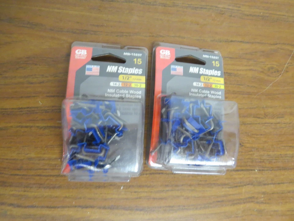 + Puntos de cincel de grapa de metal aislado GB 15  Foto 1 de 1