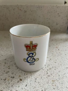Antique Edward VII Coronation mug (1902) with transparent (lithophane) base - Picture 1 of 5
