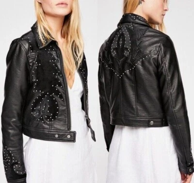 Chaqueta vegana Free People talla XS Memphis con tachuelas imitación cuero Western Moto negra Foto 1 de 4