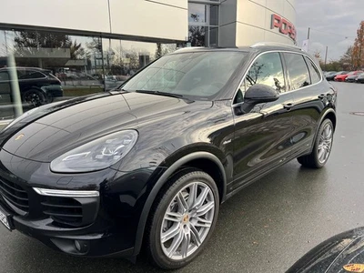 Porsche Cayenne Diesel PDLS+ "PANORAMA  21'' AHK LUFTFEDERUNG 18 Wege Sportsitze - Bild 1 von 4