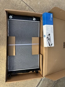 Delphi OEM Radiator For Audi A4 S4 A4 Quattro VW Passat 8D0121251BC 8D0121251M - Picture 1 of 1
