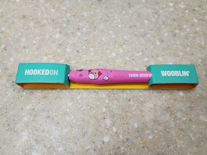 RARE The Woobles First Edition Mystery Hook Pink Axolotl Looking Yarn-Derful  - Bild 1 von 11