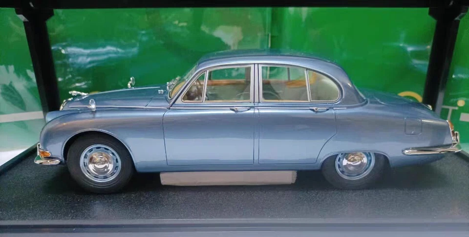 (Various Color) Jaguar S-Type Sedan 1965 #Blue #Gold #Gray ( CULT 1/18) STYPE - Immagine 1 di 4