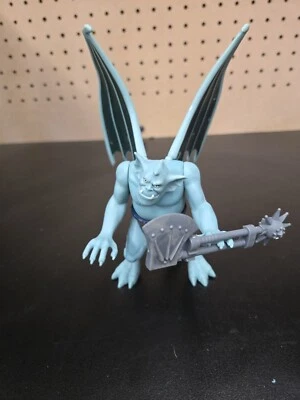 Figura suelta Kenner Gargoyles Broadway 1995 de colección completa con alas y arma Foto 1 de 4