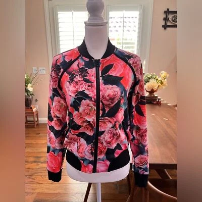 Chaqueta Lululemon Hold Your Om Track Secret Garden Boho Fairy Floral Post Yoga 6 Foto 1 de 4