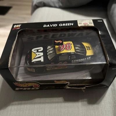 Team Hot Wheels Pro Racing David Green CAT Nascar Car 1997 19239(J) - Image 1 of 4