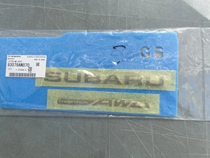 SUBARU SIMÉTRICO MATE NEGRO EMBLEMA PORTÓN TRASERO OEM ORIGINAL GENUINO - Imagen 1 de 1