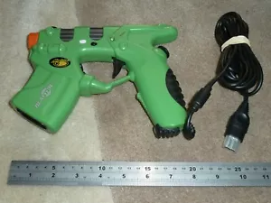 MICROSOFT XBOX ORIGINAL LIGHT GUN BLASTER PISTOL GAME CONTROLLER CONTROL Green - Picture 1 of 2