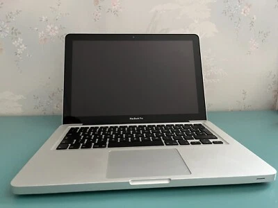 MacBook Pro (13-inch, Early 2011) - Immagine 1 di 4