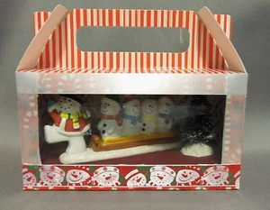 Puppenhaus Miniatur Schneemänner Schlitten Szenario/Zimmerbox im Leckerli-Box - Bild 1 von 8