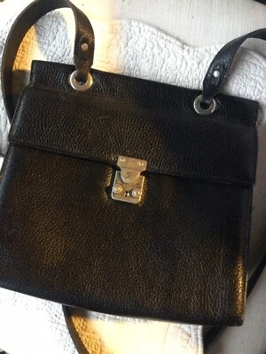 Assima Schwarze Ledertasche Zum Umhängen - Bild 1 von 4