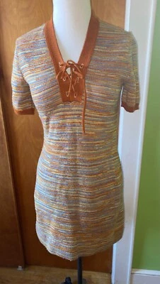 suéter acrílico vintage anos 70 malha corante espacial micromini vestido de mudança por The Villager - Imagem 1 de 4