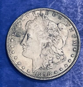 Moneda de 1 dólar Morgan Philadelphia (P) de 1898 en tono 90 % plata de Estados Unidos - Imagen 1 de 6