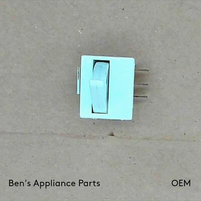 INTERRUPTOR DE LÂMPADA REFRIGERADOR MAGIC CHEF WPW10656771 - Imagem 1 de 4