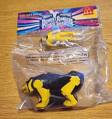 McDonalds Migthy Morphin Power Rangers  Movie Yellow Ranger with Bear Ninjazord - Image 1 of 4