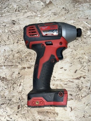 Destornillador de impacto Milwaukee M18 Foto 1 de 4