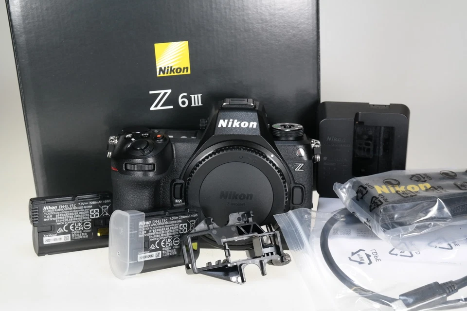 Nikon Z 6III Body #6007782  mit Zub. -OVP-  9060 Ausl. - Bild 1 von 4