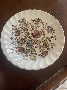 Staffordshire Bouquet Small Bowl - Picture 1 of 3