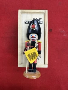 Steinbach 5 1/2 Deutscher Soldat Nussknacker in Orignal Holzkiste - Bild 1 von 7