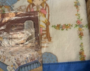 VTG BEACON  New 770 Holly Hobbie Blanket 66”  x 90” Twin Blanket NIP USA - Picture 1 of 3