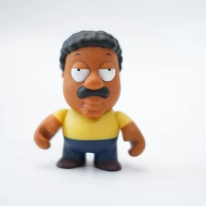 Kidrobot FAMILY GUY Mini Series 1 CLEVELAND BROWN 3" Vinyl Figure 2010 - Picture 1 of 2