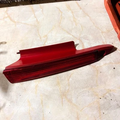 Citroen C4 MK1 2004-08 Right rear light reflector 4CZX13450B 9655863780 - Image 1 of 4