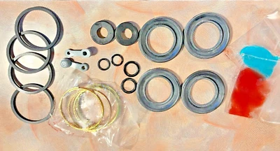 Tokico-Japan Rear Caliper Kit for 80-81 Datsun 200SX (does 2 calipers) Foto 1 de 2