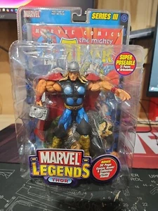 Marvel Legends Thor | Series 3 | W/ Bonus Comic Book - Picture 1 of 6