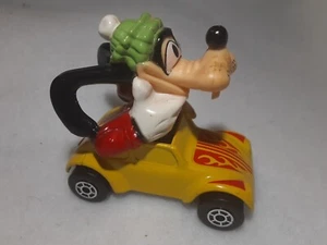 Vintage Matchbox Disney Series No. Number 3 Goofy in Yellow Car 1979 Lesney Ltd - Picture 1 of 8