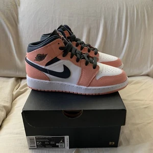 Nike Air Jordan 1 Mid GS Pink New Size 5.5 5.5y 100% Authentic - Picture 1 of 8
